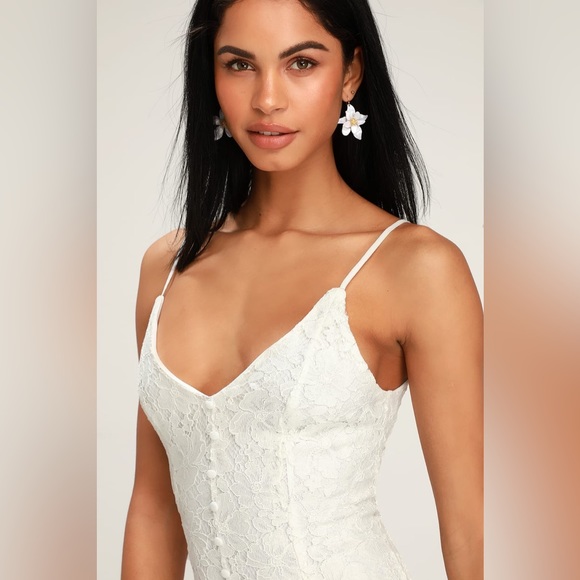 Lulus Easy Love Button Down Front White Lace Skater Mini Dress  Sz XL - Picture 3 of 13